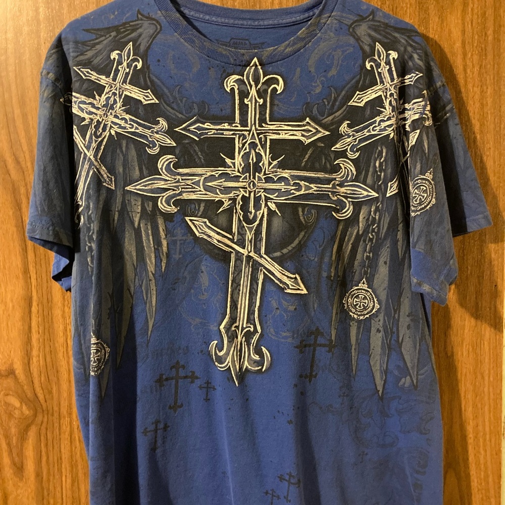 Men’s size large Tshirt